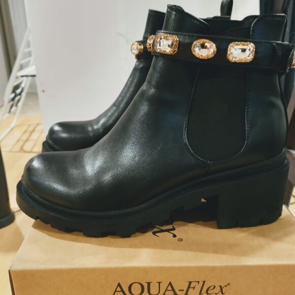 Aqua-Flex 28-Slick Black Smooth Vegan Leather Jewel Boot Size 41/11 - Picture 2 of 8